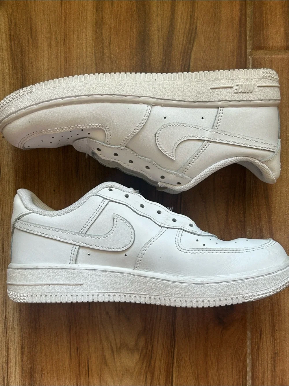 Nike Air Force 1 Low Triple White Sneakers Youth 3Y DH2925-111